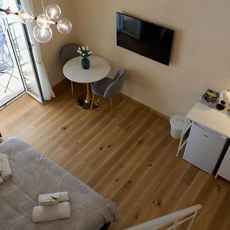 Alesuite Неаполь Экстерьер фото