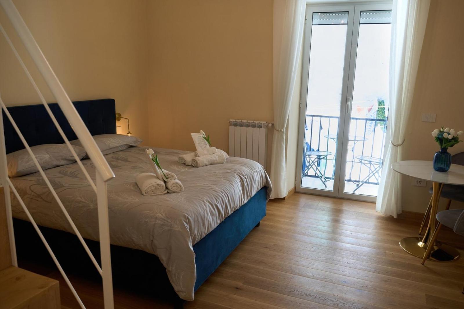 Alesuite Неаполь Экстерьер фото